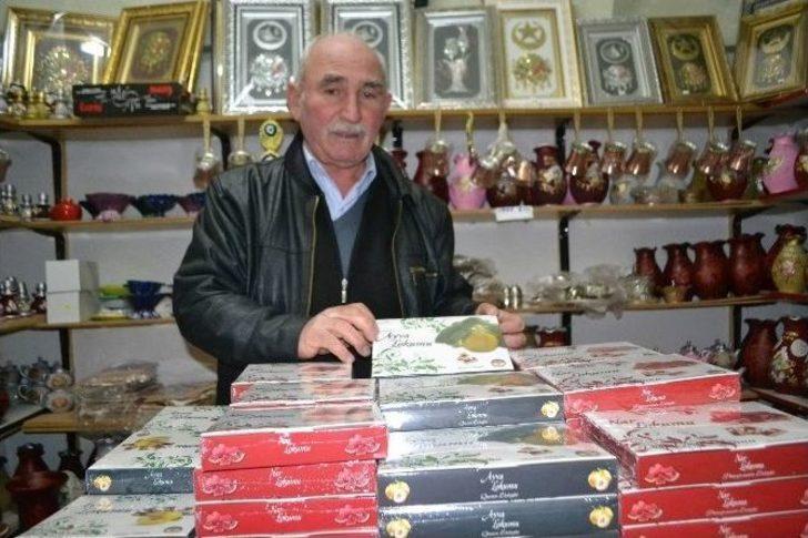 (özel Haber) Ramazan’da Şeyh Edebali Türbesine Akın Eden Vatandaşlar Çevredeki Esnafın Yüzünü Güldürüyor G1