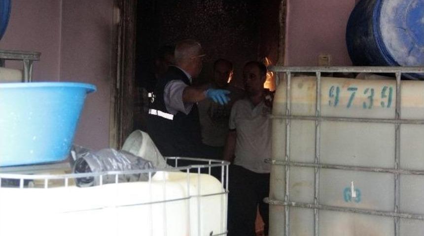 Kolonya İmalathanesinde Yangın: 1 &Ouml;l&uuml;