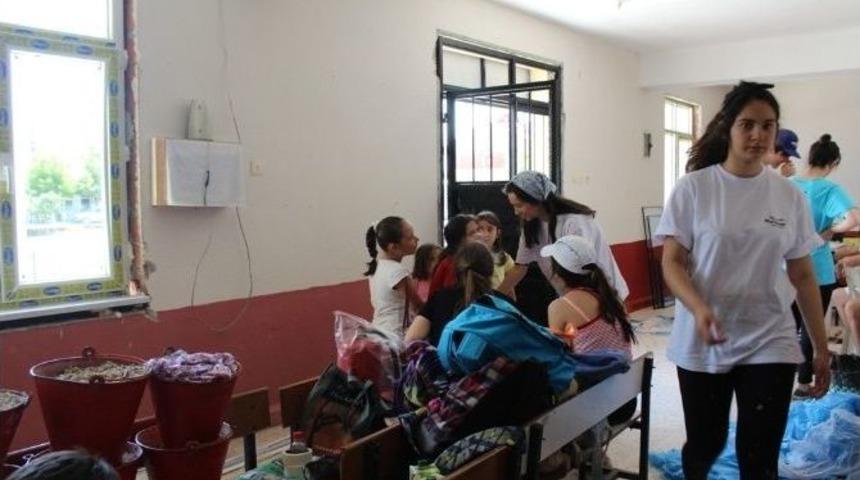 Tatil Yerine K&ouml;y Okuluna Destek