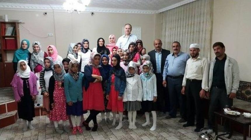 Katırcı&rsquo;ya Kur&rsquo;an Hediye Edildi