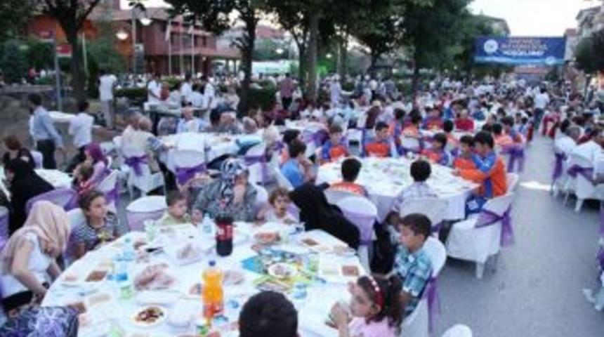 G&ouml;n&uuml;l Sofraları Sapanca&rsquo;da Kurulacak