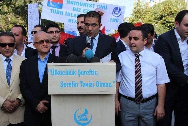 Konya Ülkü Ocakları Doğu Türkistan İçin Yürüdü