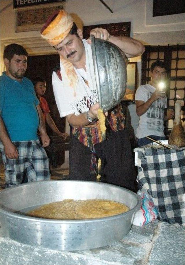 Kar Şerbetini G&ouml;ren Camiye Koştu 3