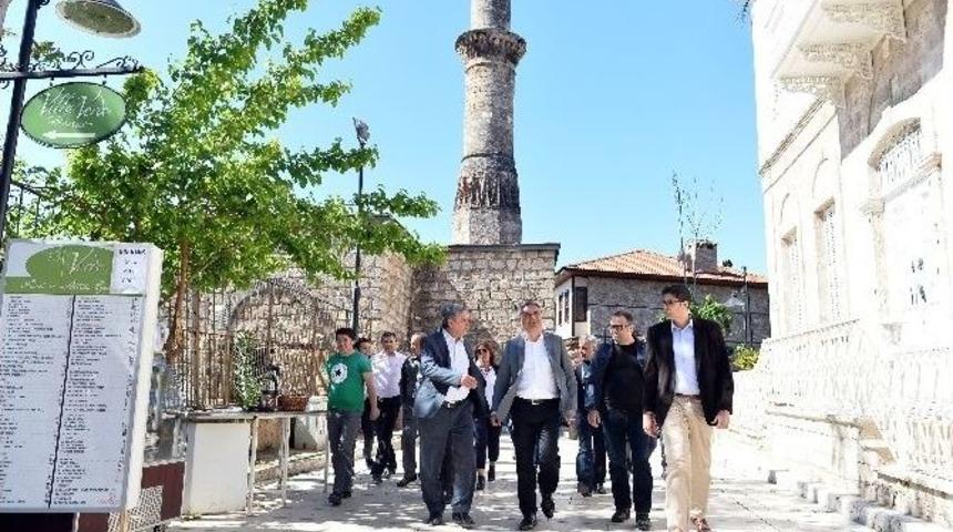 Muratpaşa&rsquo;dan Kalei&ccedil;i Bildirgesi