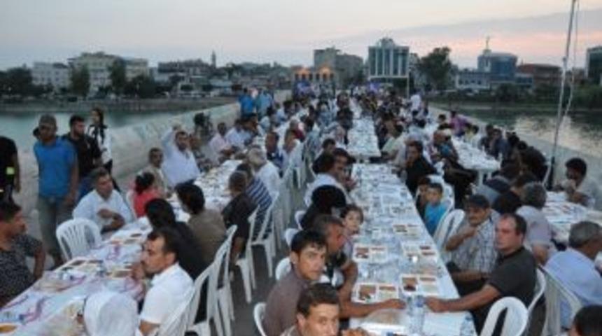 Taşk&ouml;pr&uuml;&rsquo;de Her G&uuml;n Bin Kişiye İftar