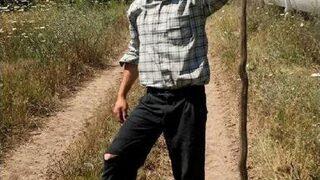 Kendisine Saldıran Yılanı Öldürdü