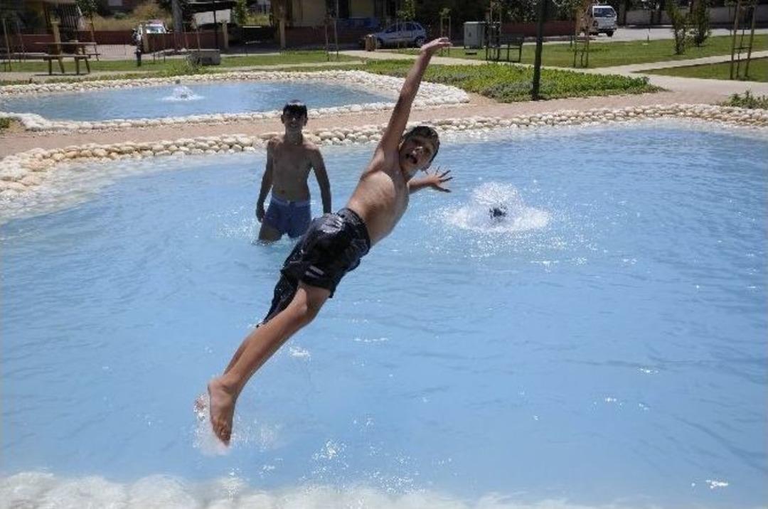 Antalya&rsquo;da &Ccedil;ocuklardan Tehlikeli Serinlik