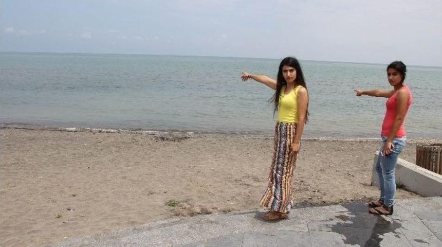 Denizde İntihara Kalkışan Kadın Son Anda Kurtarıldı