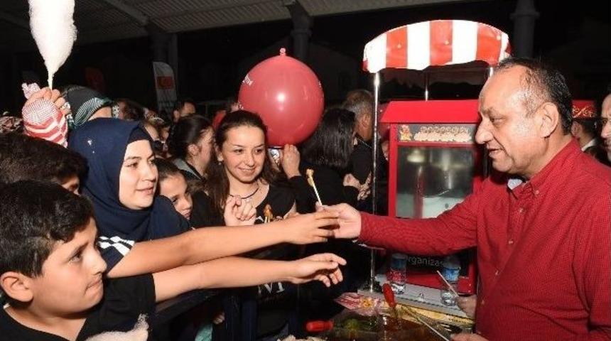 Kastamonu Belediyesi, 5 Bin Kişiye İftar Verdi