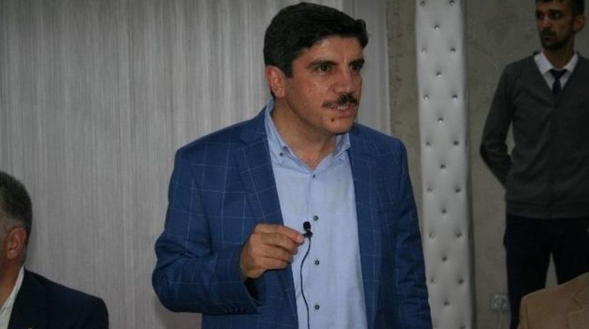 Ak Parti Kars İl Teşkilatı İftar Yemeği Verdi