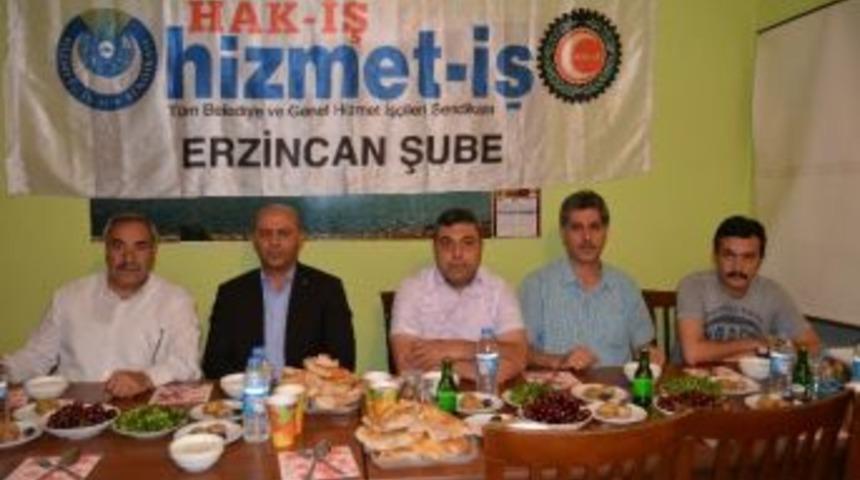 Belediye Personeli İftarda Buluştu