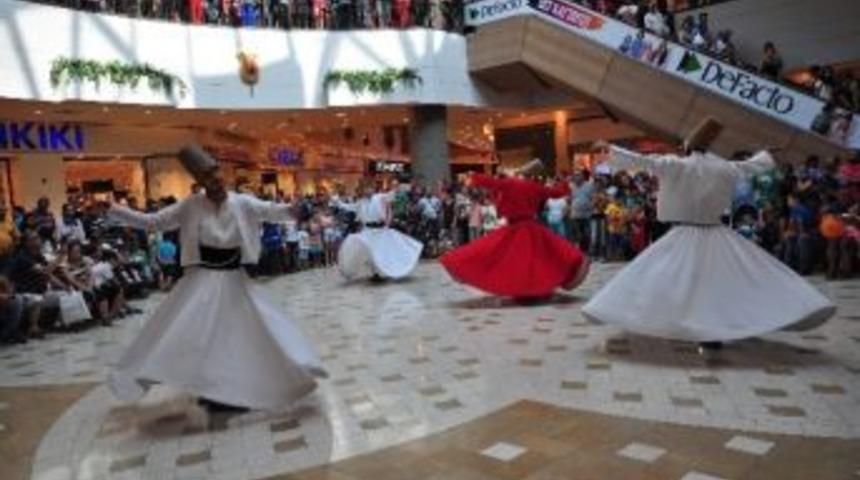 Optimum’da Büyüleyen Sema Gösteri