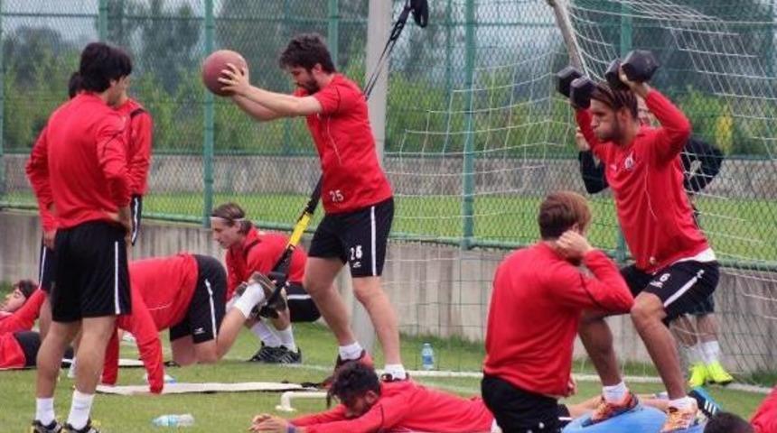 Balıkesirspor Yabancı Forvet Arayışında
