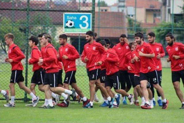 Balıkesirspor Yabancı Forvet Arayışında