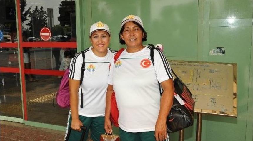 "&ccedil;ocuk Gelinler Olmasın" Diye Manş Denizi&rsquo;ni Y&uuml;zerek Ge&ccedil;ecekler