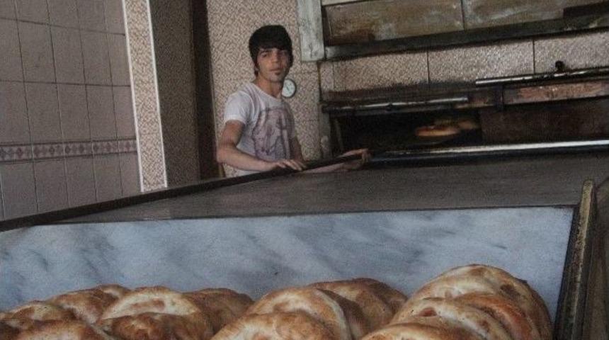 Ramazan Ayında Fırıncıların 250 Derece İle İmtihanı