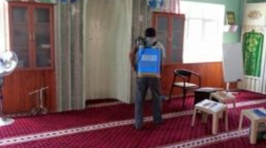 Ceyhan&rsquo;da Camilere G&uuml;l Suyu