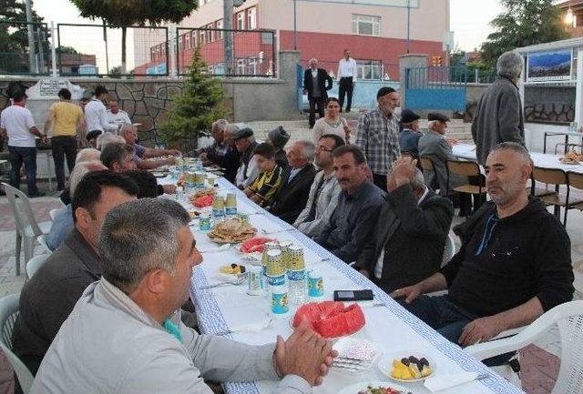 Ortaköy Belediyesi’nden İftar Yemeği