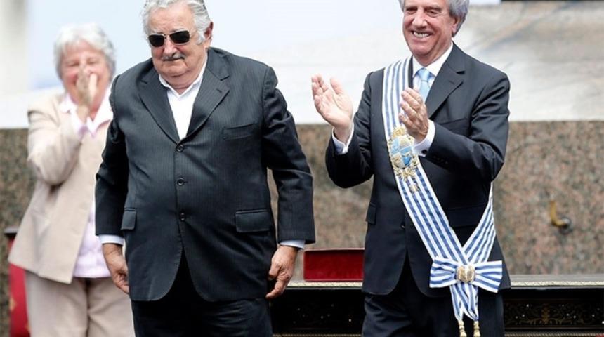 Uruguay'da devir teslim