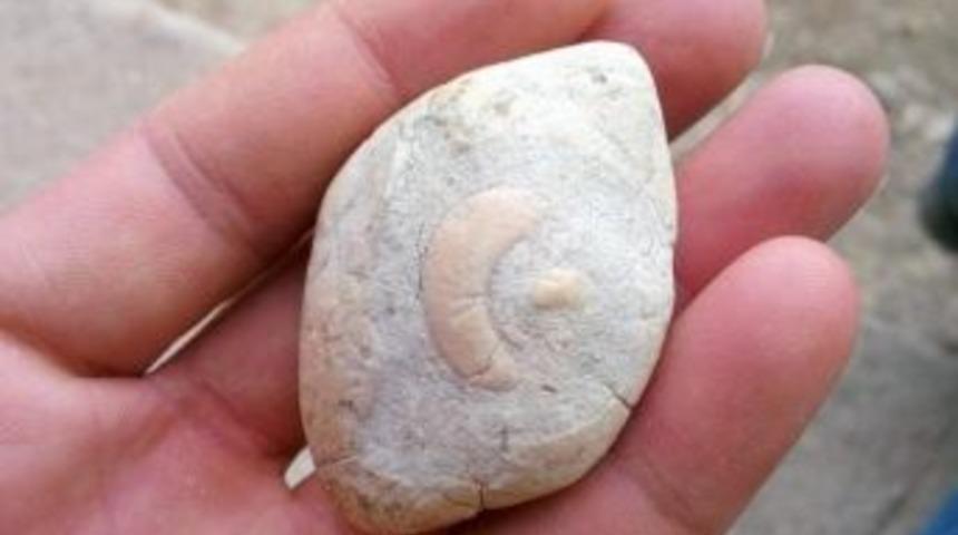 Ay Yıldız İşlemeli Doğal Taş Bulundu
