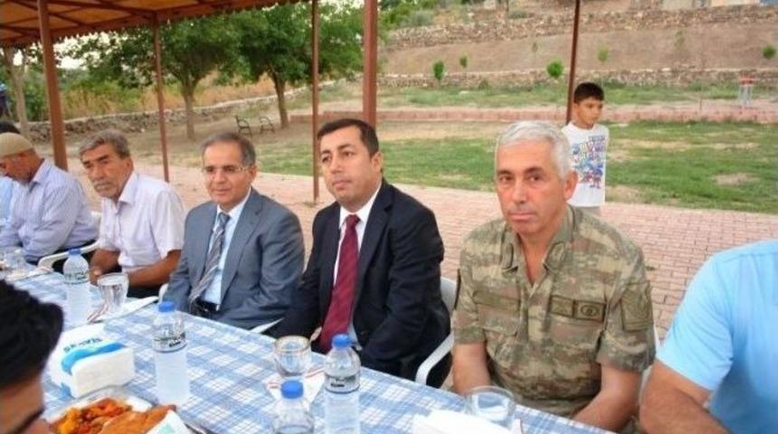 Vali Tapsız, Musabeylilerle İftarda Bir Araya Geldi