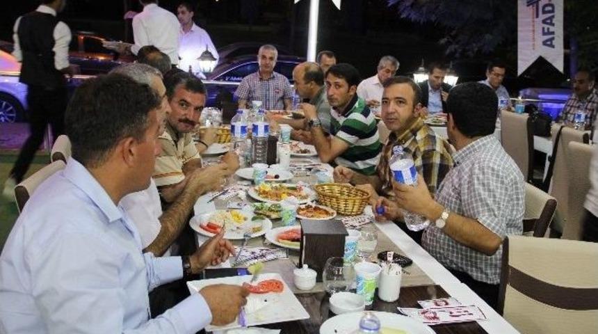 Afad-sen Elazığ Afad &Ccedil;alışanlarıyla İftarda Buluştu