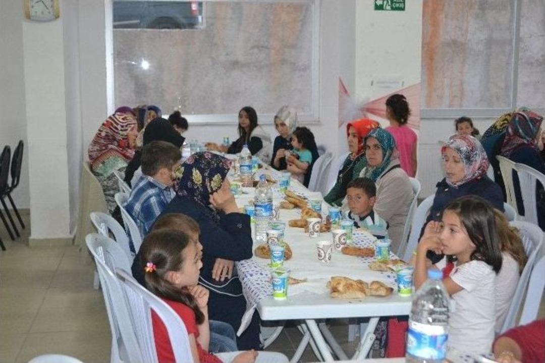 Sinoplular İftar Yemeğinde Buluştu