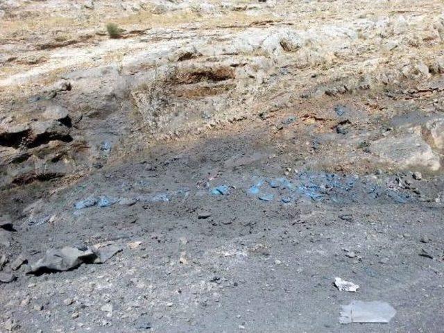 Silvan'da Askeri Araca Yine Pkk Bombası (2)