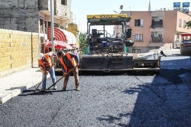 Şehitkamil Çağlayan’da Yolları Yeniliyor