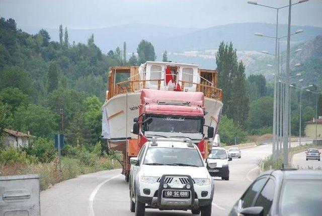 Tokat’tan Gemi Geçti