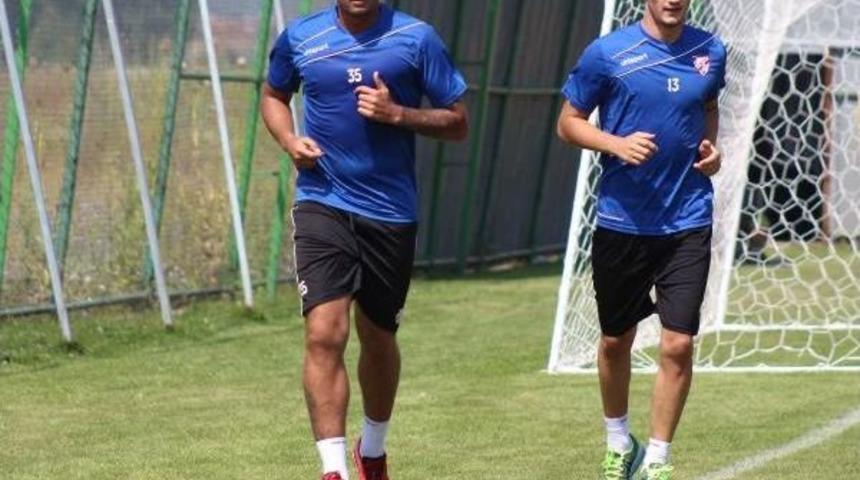 Boluspor'un Brezilyalı Golc&uuml;s&uuml; Ilk Antrenmanına &Ccedil;ıktı