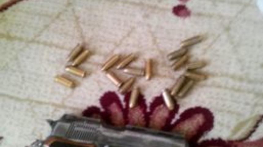 Diyarbakır&rsquo;daki &lsquo;huzur Ve G&uuml;ven&rsquo; Uygulamasında Bir &Ouml;rg&uuml;t &Uuml;yesi Yakalandı