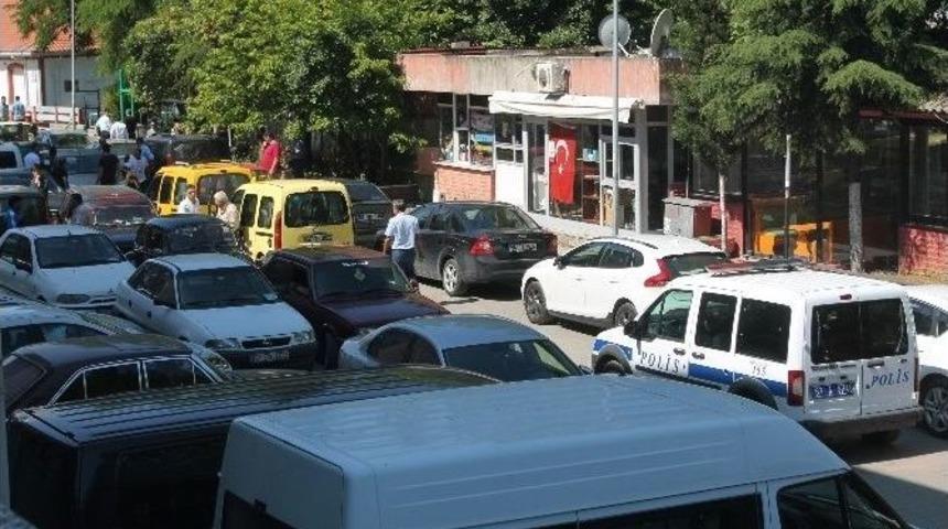 Duyarsız S&uuml;r&uuml;c&uuml;ler Vatandaşları Zor Durumda Bırakıyor