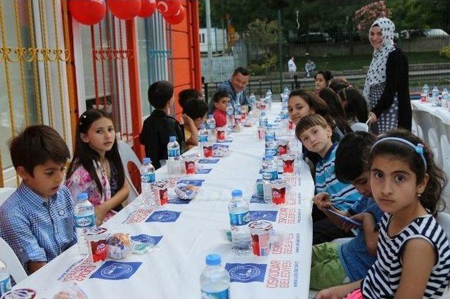 Üsküdar’ın Gençleri İftarda Buluşuyor