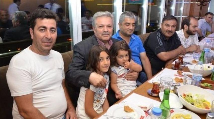 Vali Kahraman Erzincan Gazeteciler Cemiyetine İftar Yemeğinde Ev Sahipliği Yaptı