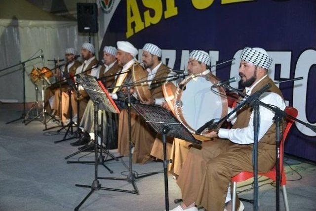 Kerkük İlahi Grubundan Konser