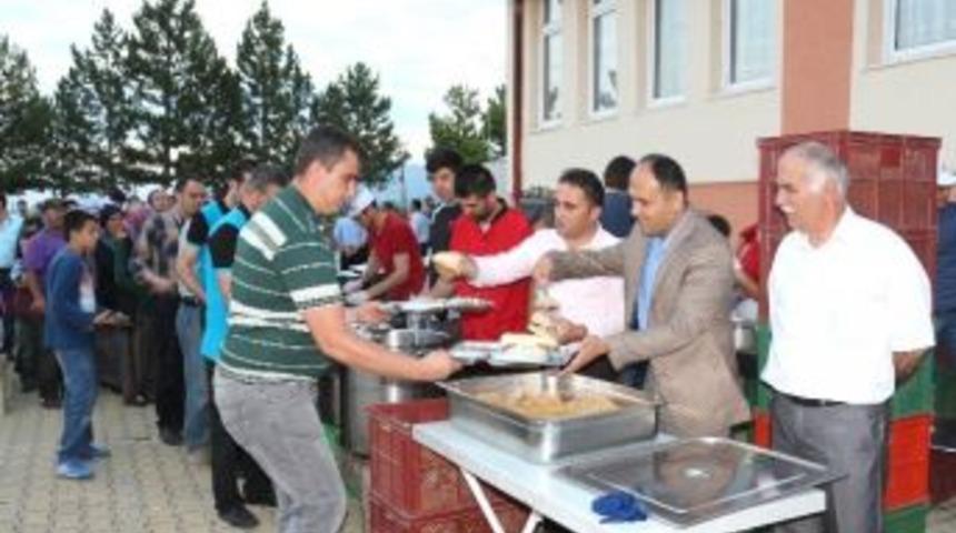 Beyşehir&rsquo;de Belediye &Ccedil;alışanları İftarda Buluştu