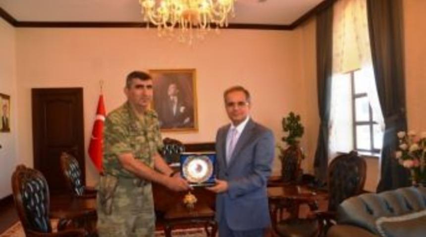 Albay Murat Soysal&rsquo;dan Vali Tapsız&rsquo;a Veda Ziyareti
