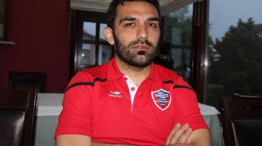 Kardemir Karab&uuml;kspor&rsquo;da Futbolcular İddialı