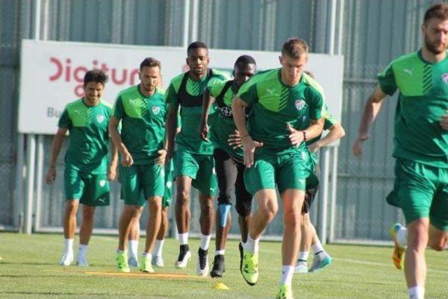 Bursaspor’Da Eksikler Tamamlandı