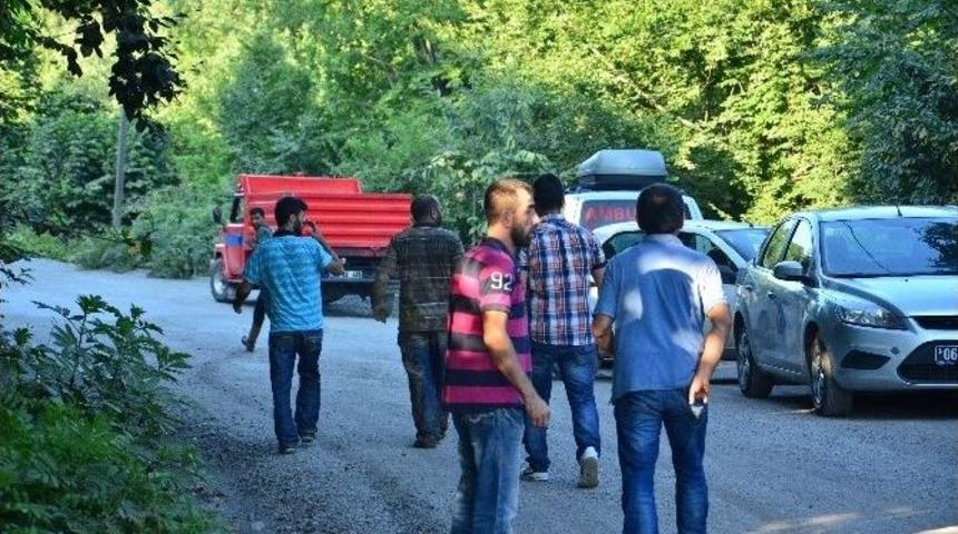 1 Saat G&ouml;&ccedil;&uuml;kte Kaldı, Ambulansa Binmek İstemedi