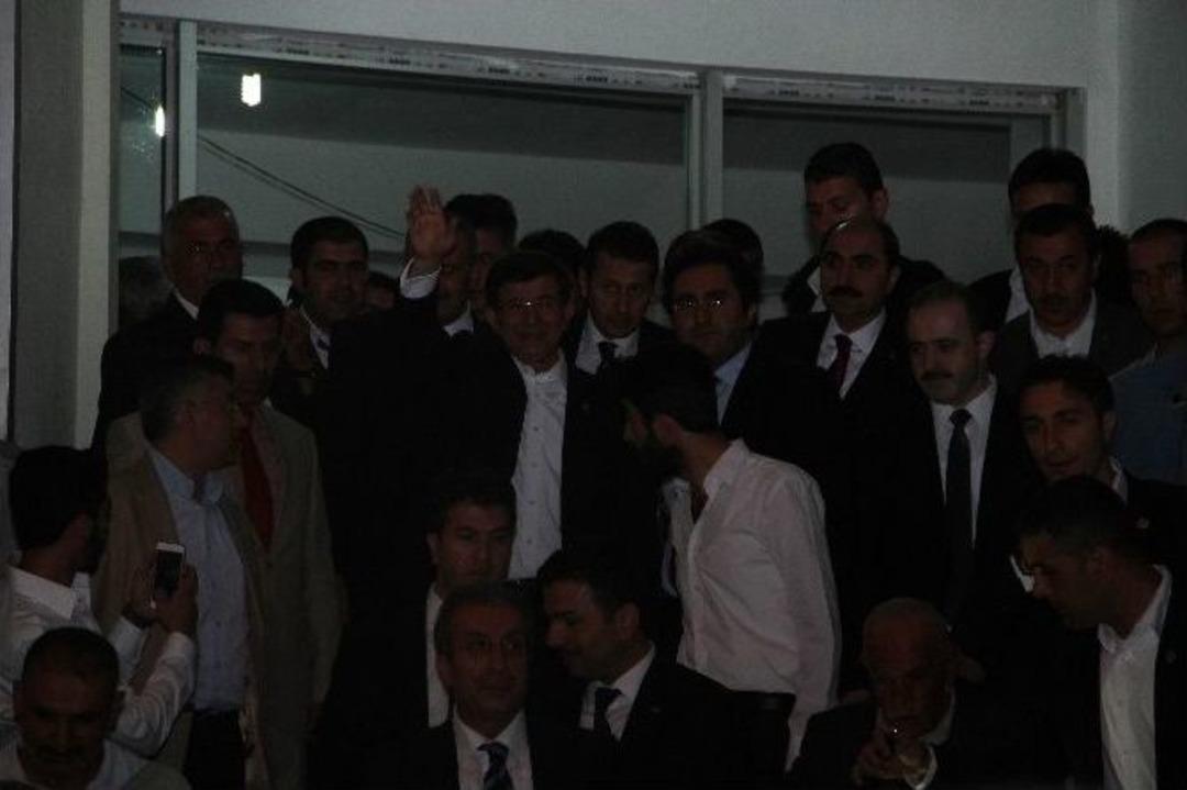 Uyuşturucu Kullanan Gen&ccedil; Başbakan Davutoğlu&rsquo;ndan Destek İstedi