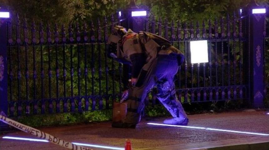 Tarihi K&ouml;pr&uuml;de Bomba Paniği