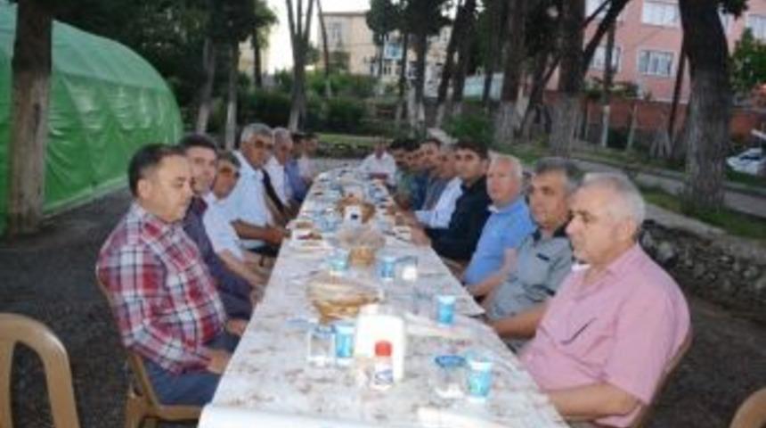 Kula Protokol&uuml;, Stso&rsquo; Nun İftar Programına Katıldı