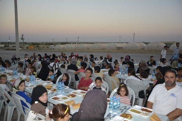 Viranşehir Çadırkentte 800 Yetime Yönelik İftar‏