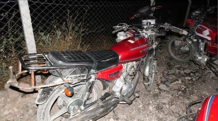 Adıyaman&rsquo;da Motosiklet Hırsızları Yakalandı