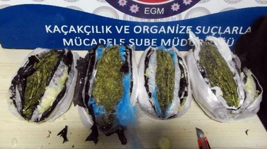 Elazığ Polisi Ka&ccedil;ak Sigara Ve Esrar Taşıyan 5 Ş&uuml;pheliyi Yakaladı