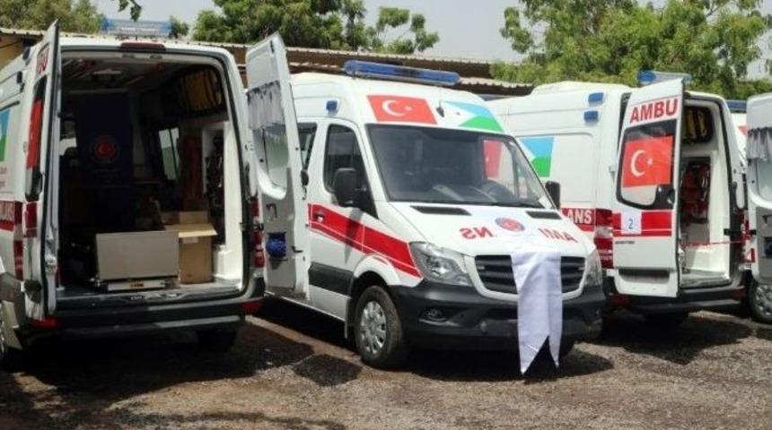 Tika&rsquo;dan Cibuti&rsquo;ye 6 Adet Tam Teşekk&uuml;ll&uuml; Ambulans