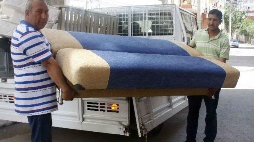 Bayraklı Belediyesi&rsquo;nden Eşya Yardımı