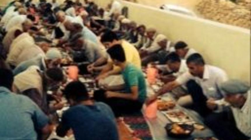 Çemberlitaşlılar İftar Yemeğinde Buluştu